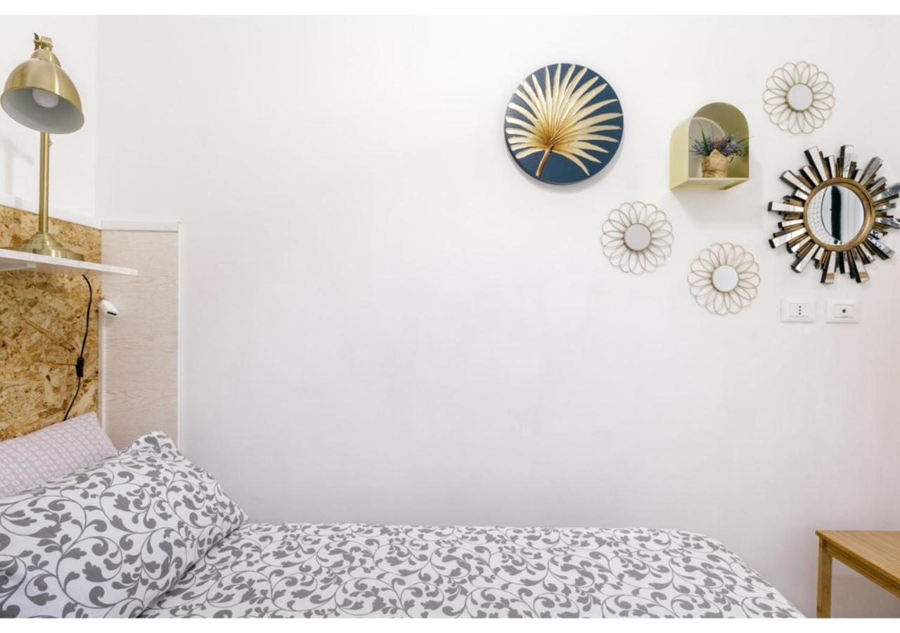 Pied-A-Terre Domusuite Rhome Colosseo Ρώμη Εξωτερικό φωτογραφία