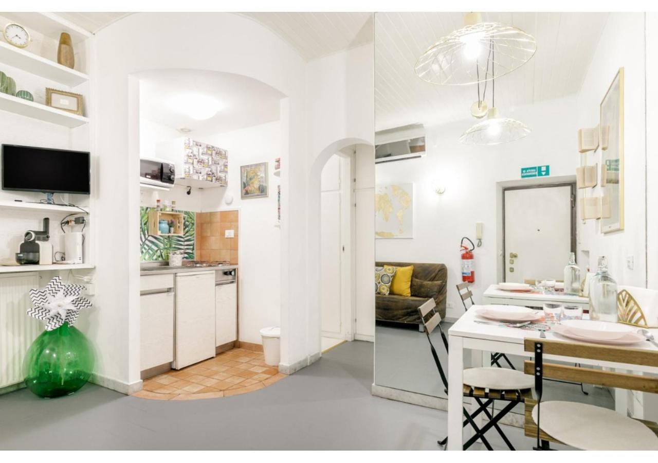 Pied-A-Terre Domusuite Rhome Colosseo Ρώμη Εξωτερικό φωτογραφία