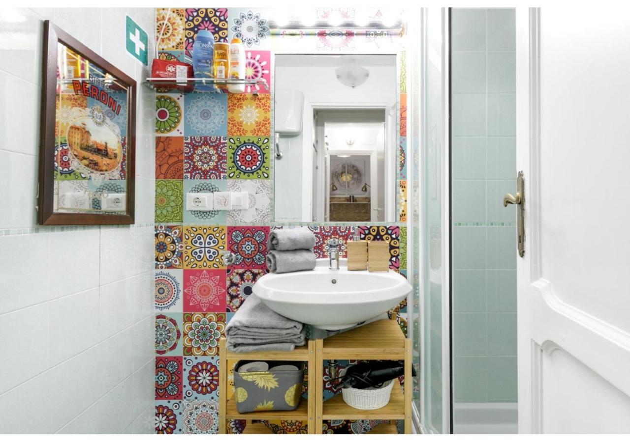 Pied-A-Terre Domusuite Rhome Colosseo Ρώμη Εξωτερικό φωτογραφία